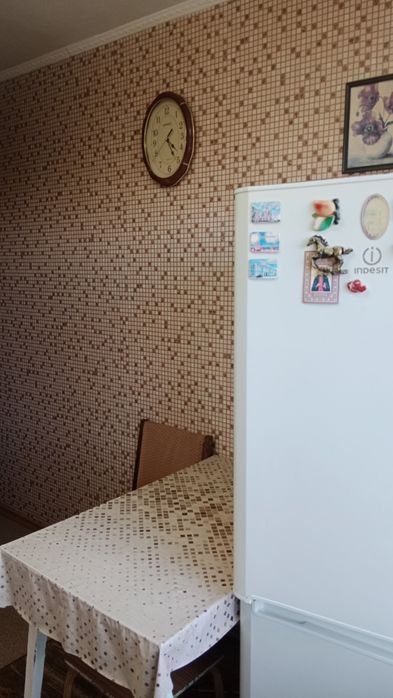Продам 2х.ком. кв.полностью мебелированна
