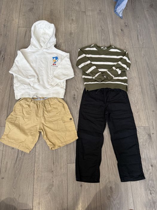 Продам одежду на мальчика за все 5000