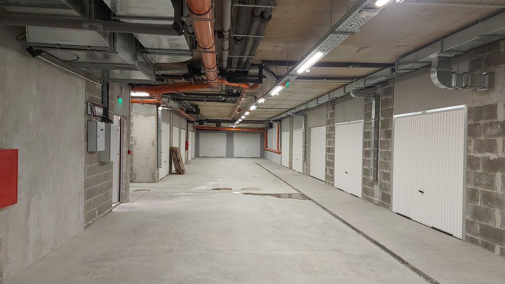 Дава се под наем Гараж / Паркомясто в София, Дружба 2 - 25 кв.м за 153 € - Снимка #2