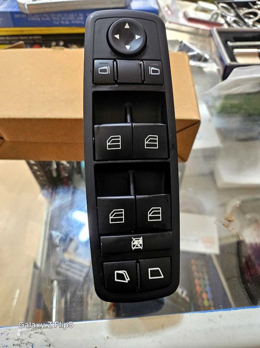 Електронен пулт за управление за стъкла и огледала на мерцедес.-ML-R-B-A класа