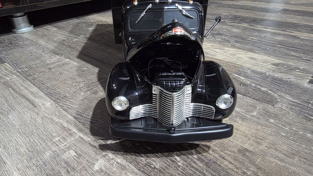 Harley-Davidson Highway 61
International Delivery Truck 1948 1/16 High