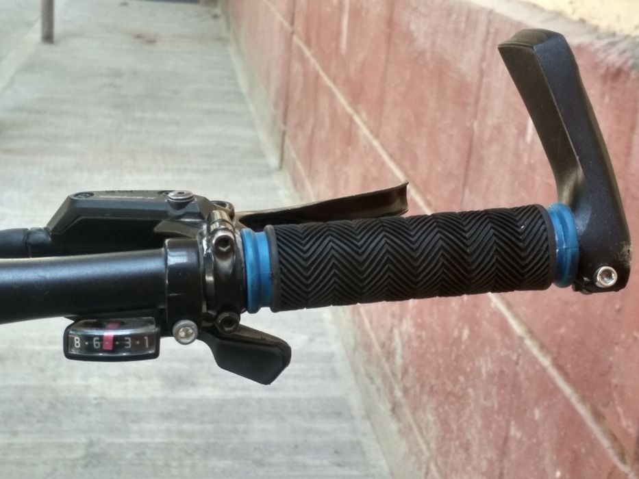 SKILLMAX Velosiped Sotiladi !!