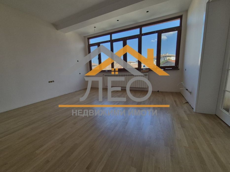 Продава се Тристаен апартамент в Севлиево - 117 кв.м за 1069 €/кв.м - Снимка #6
