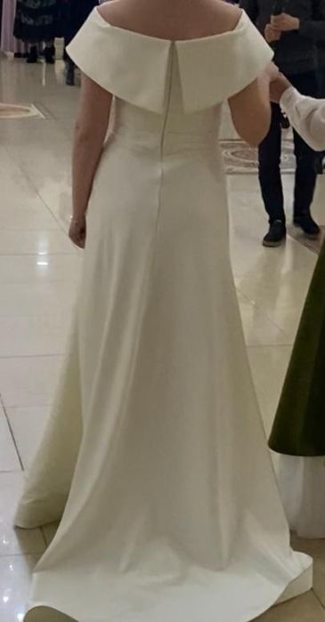 Продам платье