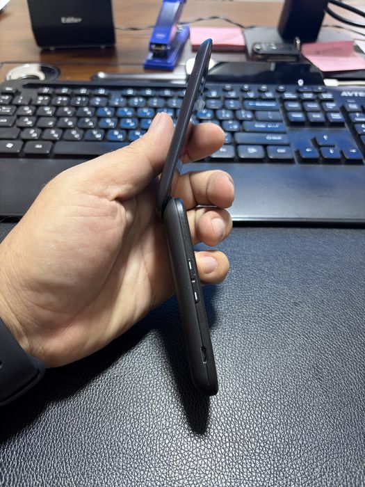 Samsung gusto 3!!! Телефон новый 15 минут работал. Оригинал!!