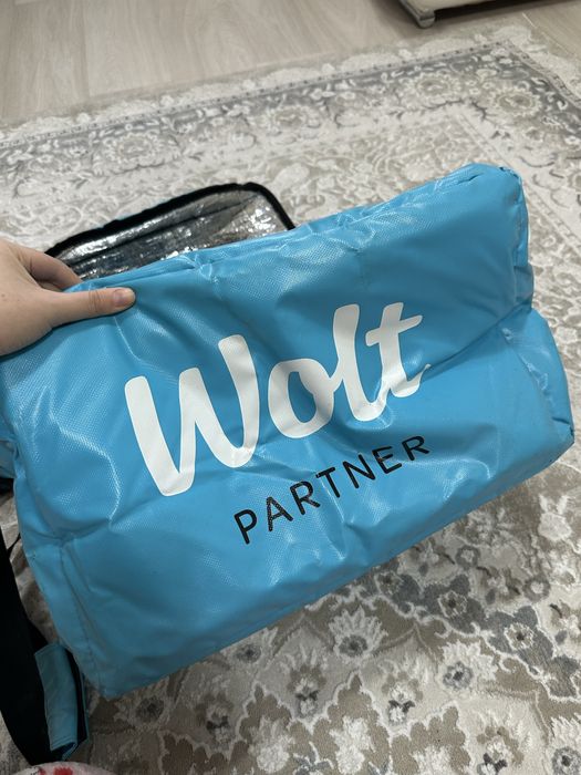 Термосумка wolt с подогревом новая