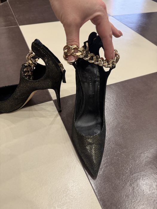 Обувки Casadei 36 номер