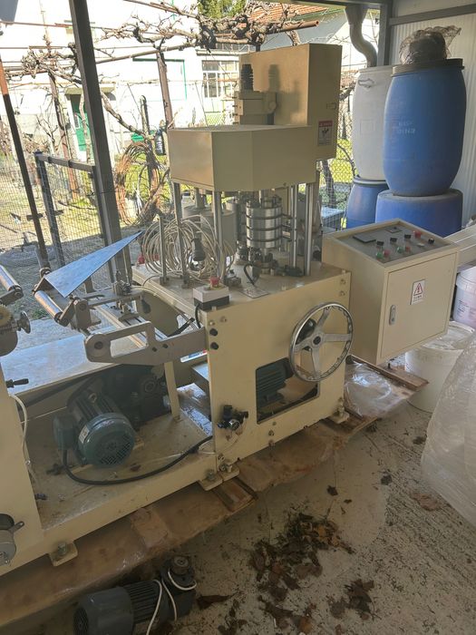 Машина за салфетки