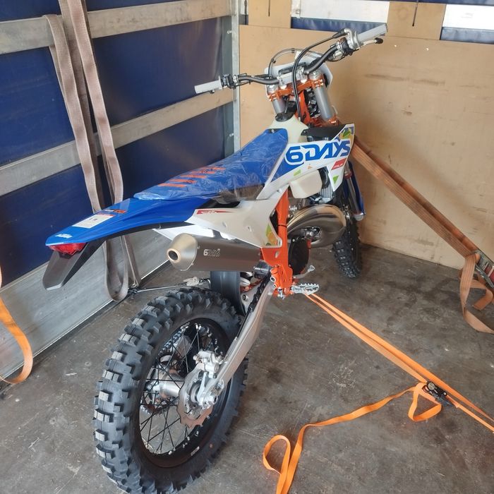 Транспорт с бус до 3.5т. С падащ борд // 8 палетен