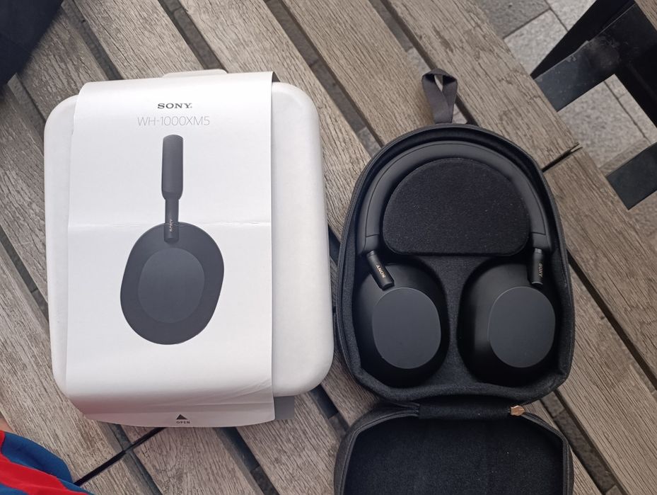 Sony WH-1000XM5 в идеальном состоянии