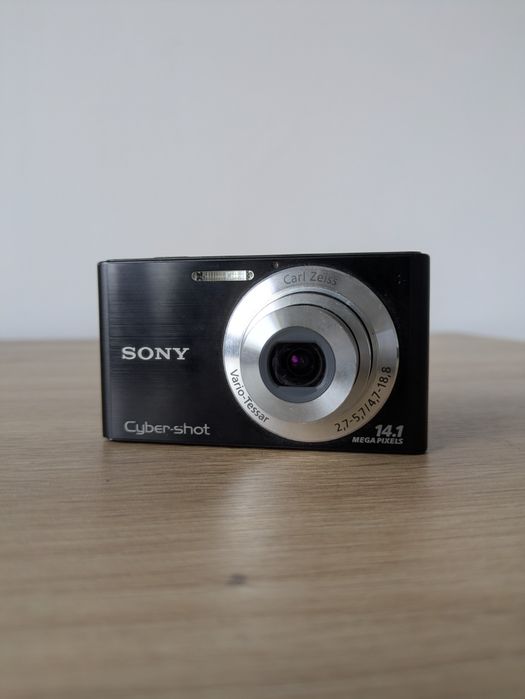 Sony Cyber-shot DSC-W320 14MP УНИКАЛНИ СНИМКИ Дигитален Фотоапарат Отлично Състояние