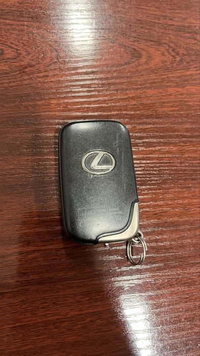 Килт сатылады. Ключ Lexus ls 460