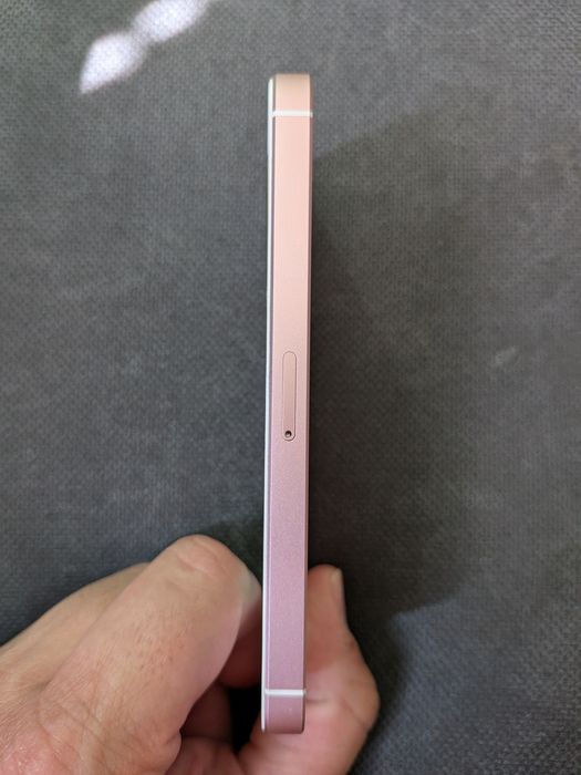 Apple iPhone SE 2/32