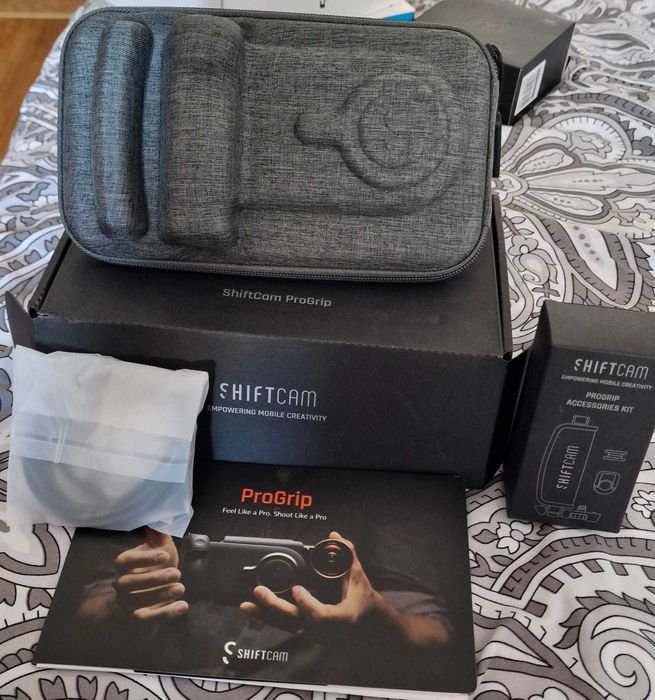 ShiftCam ProGrip - Stabilitate și Control Smartphone Android / iPhone