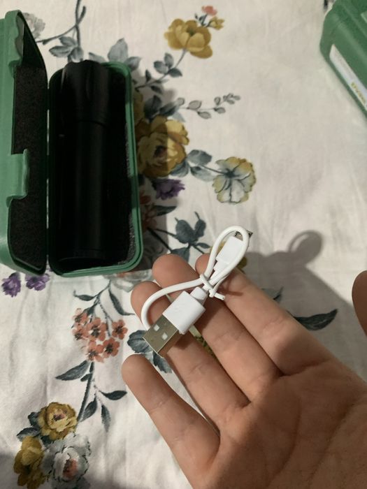 Продам фонарик новые