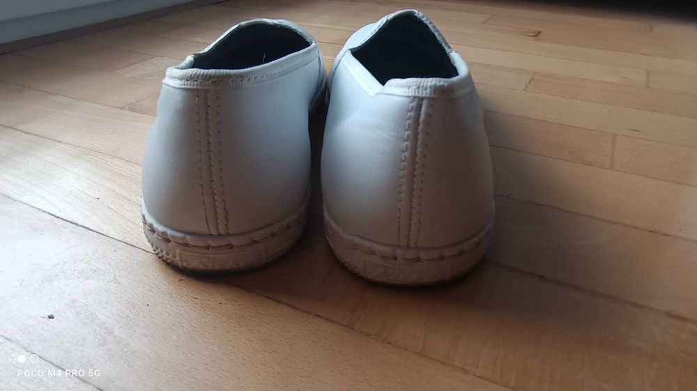 Разпродажба ба обувки