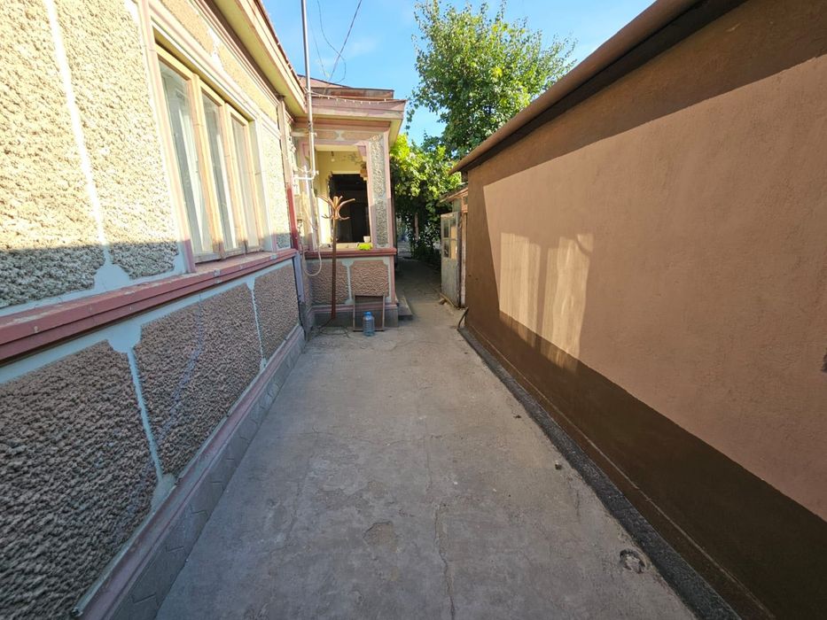 Casă de vânzare
