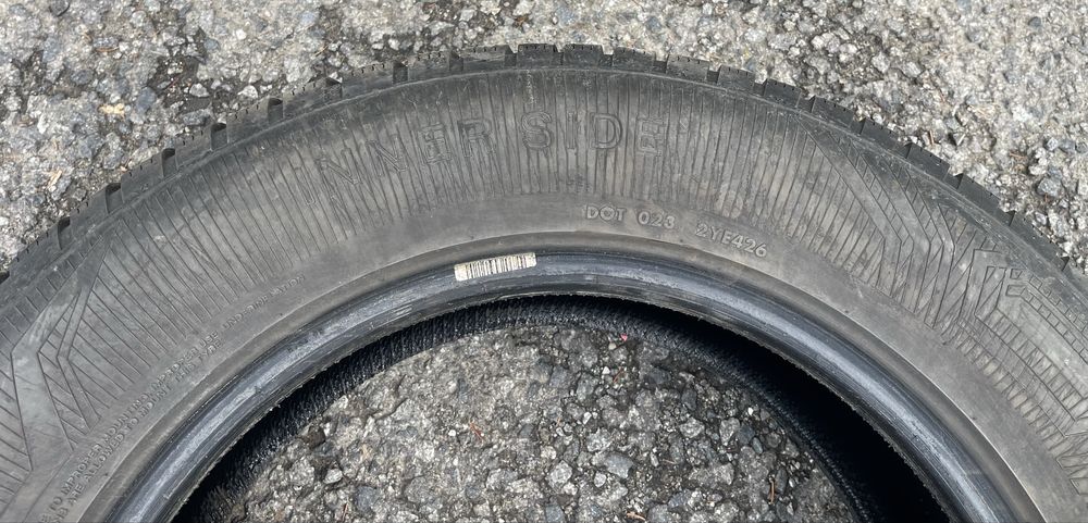 Vana 4 buc anvelope iarna 225/65R17 Vredestein