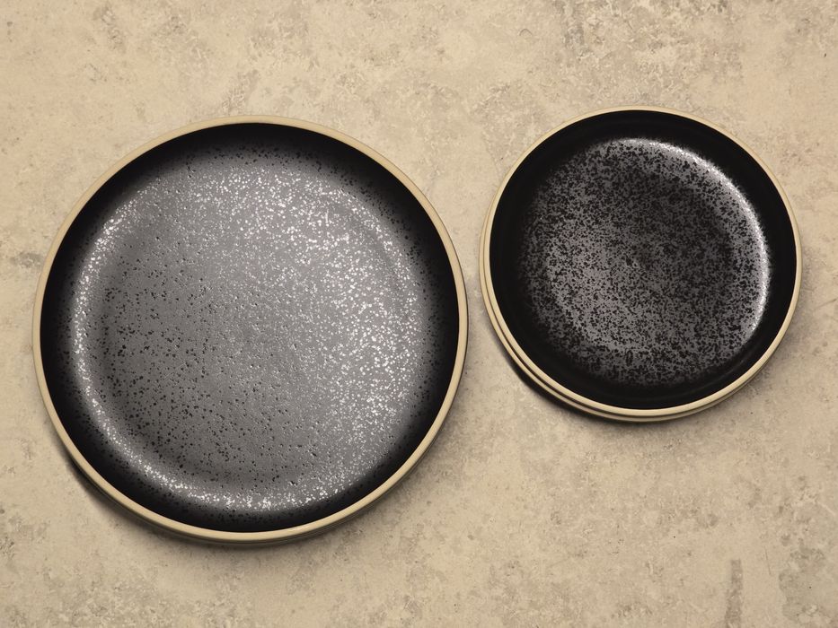 Комплект 4 черни бохо чинии - 2 х 15 см и 2 х 21 см