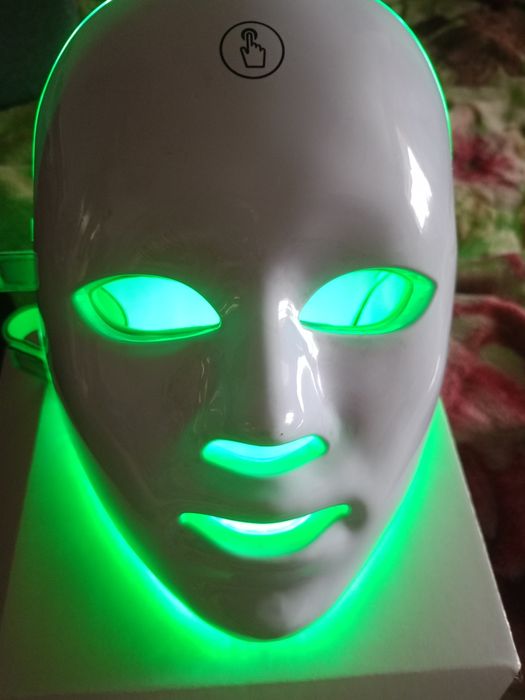 Продам светодиодную маску