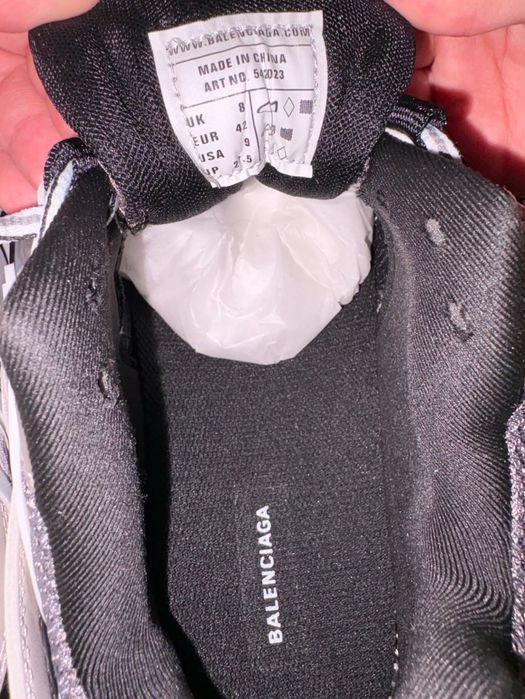 Balenciaga track