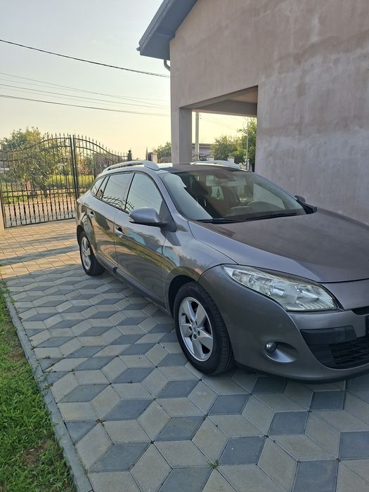 RENAULT Megane 2010 — imagine 5