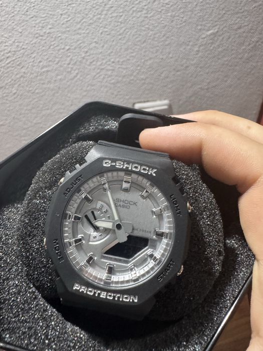 G shock ga-2100