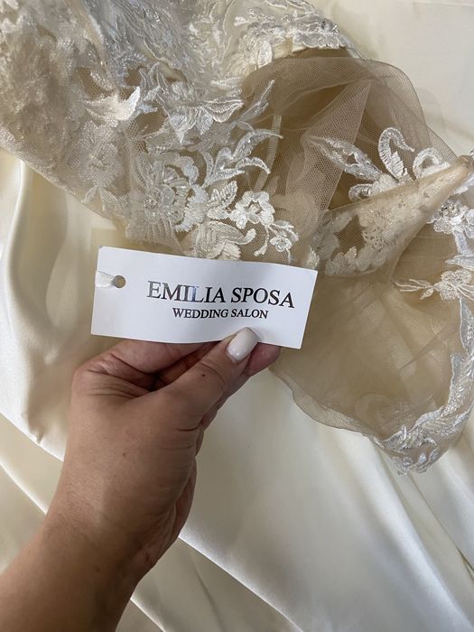 Продам свадебное платье