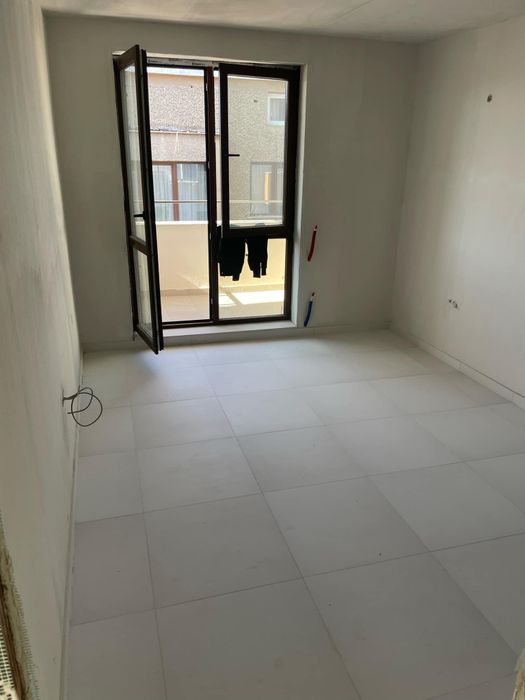 Продава се Тристаен апартамент в Казанлък - 101 кв.м за 1414 €/кв.м - Снимка #5