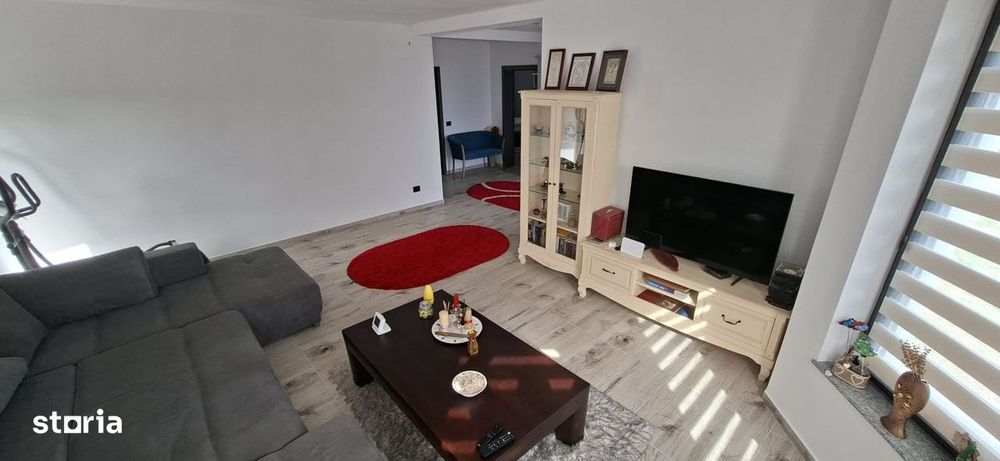 De inchiriat casa cu 2 dormitoare si bucatarie utilata, Letea Veche