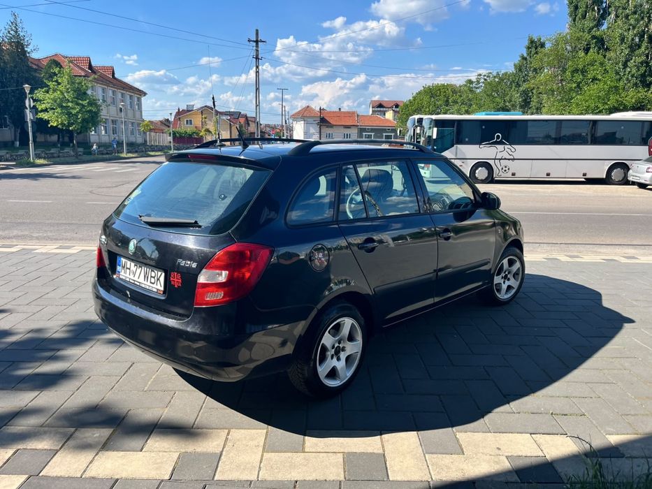 SKODA Fabia 2008 — imagine 4