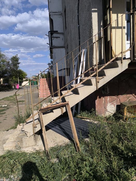 Лестничный марш, продам срочно) торг