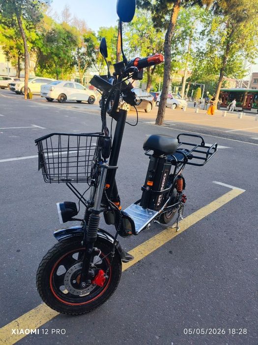Drongo sotiladi 1 ta akb li ideal