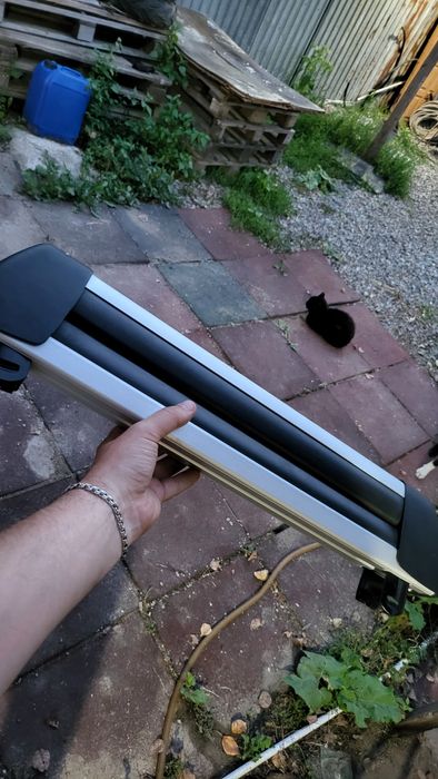 Продам ski rack lbb 000 001 Thule