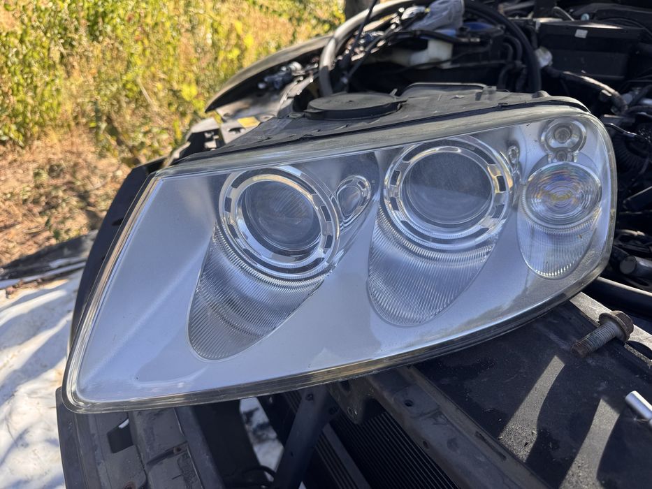 Оригинален Xenon ляв фар за VW Touareg 7L            7L6941015CF