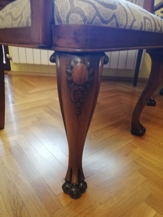 Столове tet-a-tet