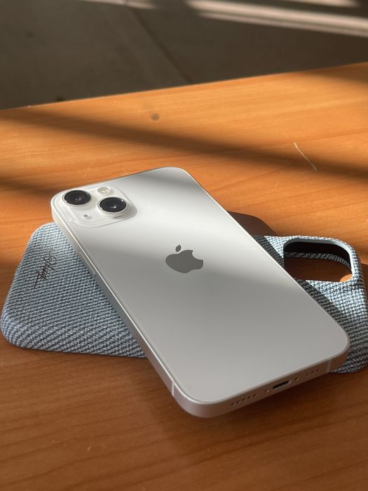 Продам iPhone 13 128