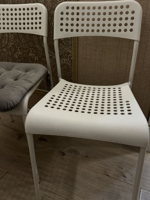 Икеа 2 стула за 10000 тенге