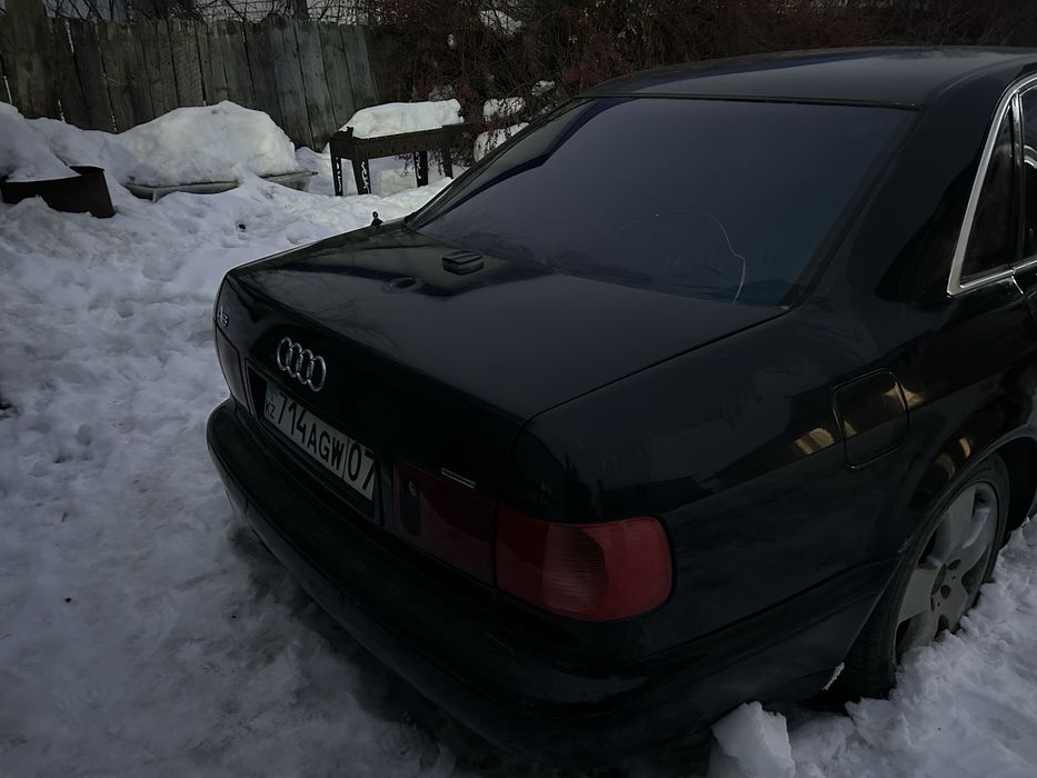 Продам audi a8 d2