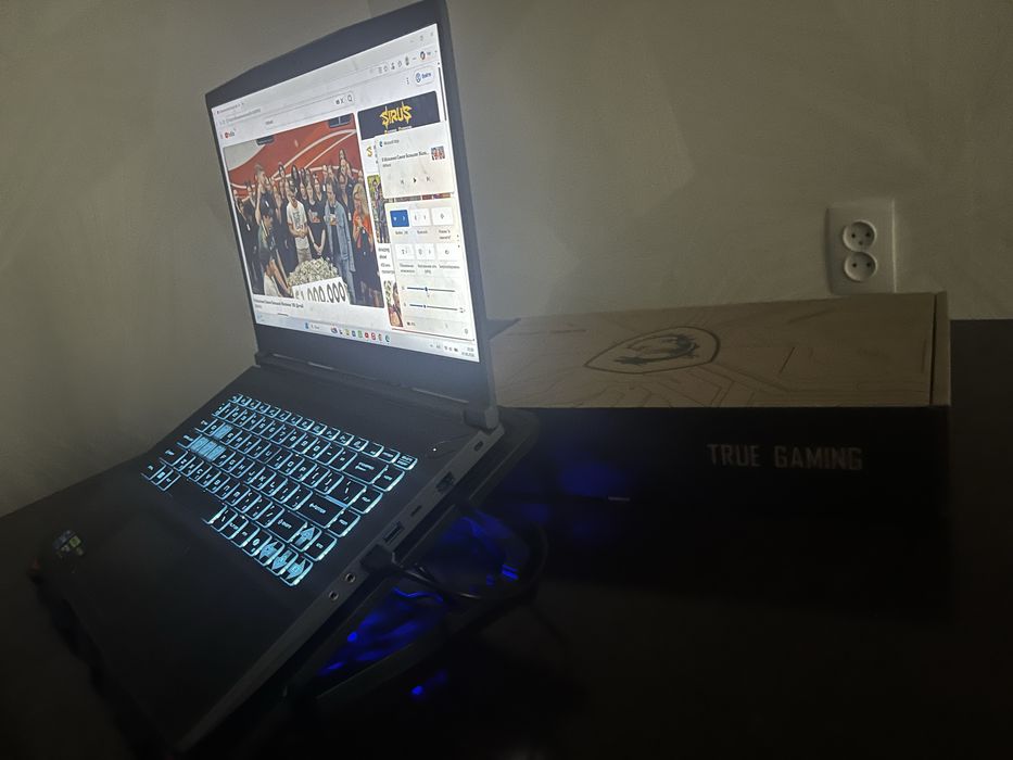 Игровой легкий ноутбук MSI Thin 15 (2025)