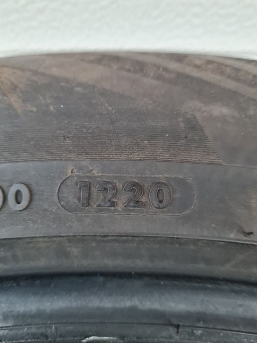 Всесезонни гуми 4 броя за Джип VREDESTEIN Quatrac 235 55 R19 дот1220