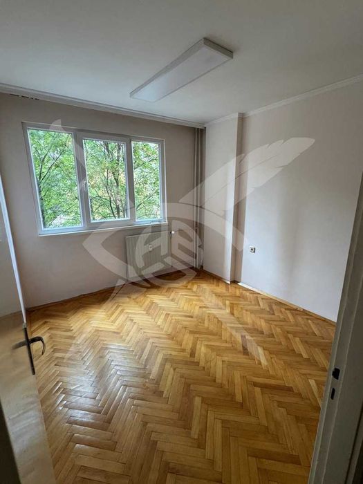 Дава се под наем Четиристаен апартамент в София, Белите брези - 102 кв.м за 750 € - Снимка #9