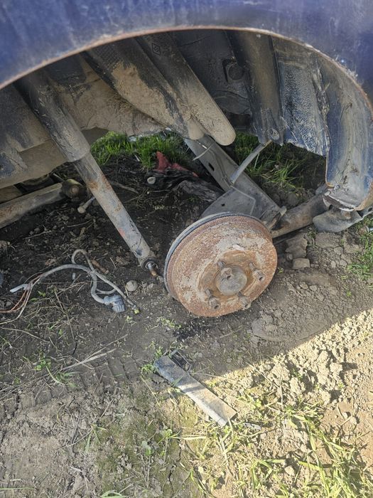 Punte spate Dacia Logan 2 berlină 2013-2016