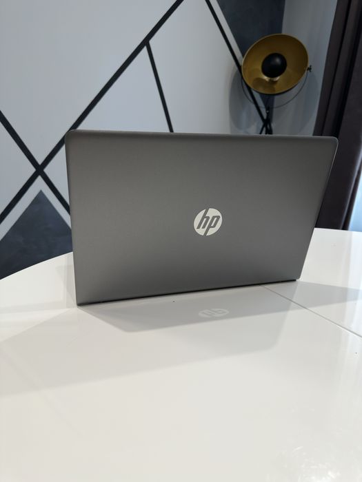 HP Pavilion 15-cd000nu | AMD A12 | 12GB RAM | 256GB SSD | Radeon 530 |