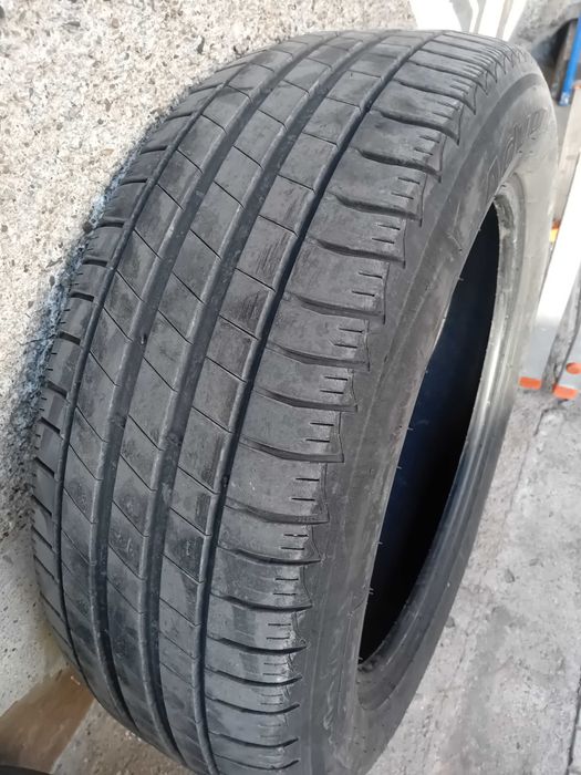 4бр. Гуми за автомобил 18 на 2 сезона . Гумите са без забележки