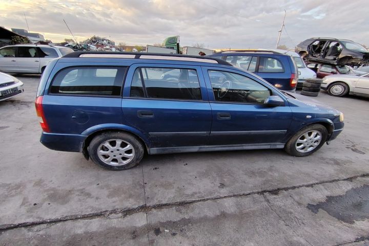 Ansamblu stergatoare parbriz volan pe stanga Opel Astra 2001