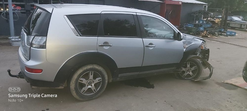 Dezmembrez Mitsubishi Outlander 2.0 diesel an 2008 cod motor BSY