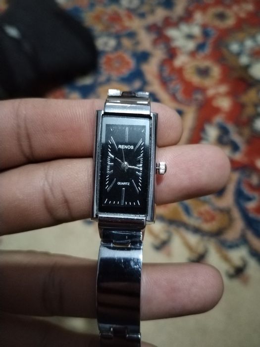 Женские часы QMax