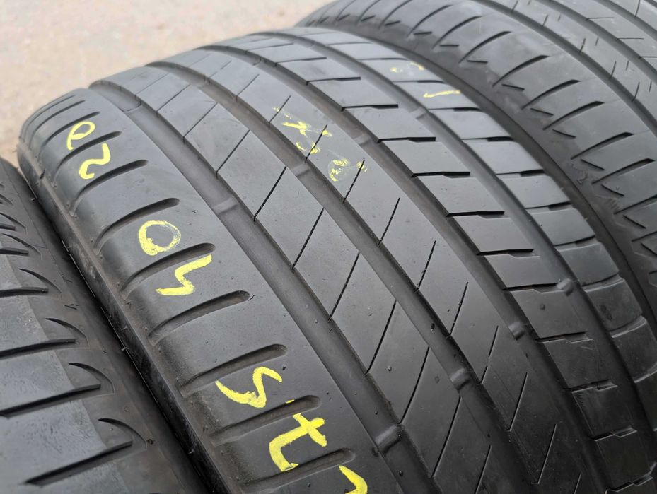 SET 4 Anvelope Vara 245/45 R20 + 275/40 R20 BRIDGESTONE Alenza 001 (BMW Original) - Runflat