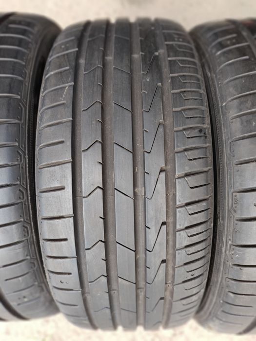 Летни гуми -2022г.-16цола-215/45-1бр.-75лв."HANKOOK"-като нови